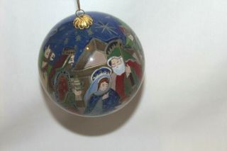 2002 Li Bien Reverse Painted Round Glass Nativity Scene Christmas Ornament 4 "