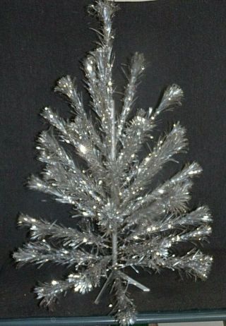 Vintage Aluminum Christmas Tree W/stand 4 