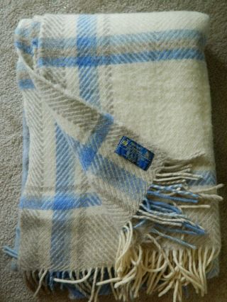 Vtg Wool Alafoss Throw Blanket Icelandic Iceland 56 X 82 " Cream Blue Fringe