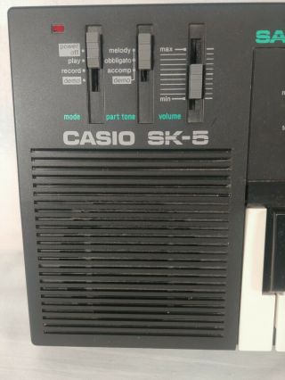 Casio SK - 5 Vintage Sampling Keyboard Synthesizer Pulse Code Modulation Looping 3