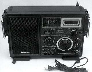 Vintage Panasonic Rf 2800 Fm/am/sw Radio