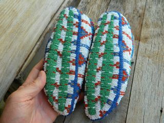VINTAGE CEREMONIAL NATIVE AMERICAN SIOUX INDIAN FULLY BEADED MOCCASINS 3