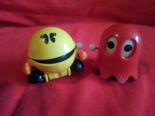 Tomy White Knob Wind Up Toys Pac Man & Blinky Red Ghost