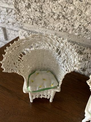 Vintage Miniature Dollhouse White Wicker Chair And Settee With Pads 3