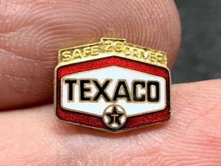 Texaco Oil & Gas Stunning Vintage 26 Years Safe Driver Service Award Pin.