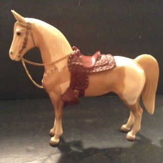 Vintage Molded Horsetan & White,  Painted Horse W/ Saddle Reins Collectible