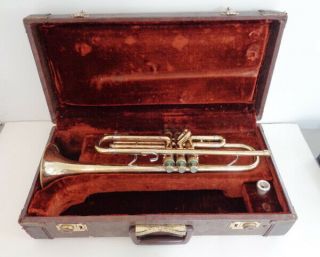 Vintage Olds Ambassador Trumpet Fullerton & Case