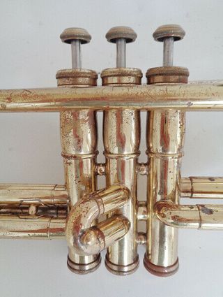 Vintage Olds Ambassador Trumpet Fullerton & Case 3