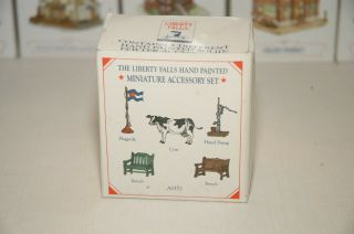 Liberty Falls Hand Painted Pewter Miniatures Accessory Set Ah52