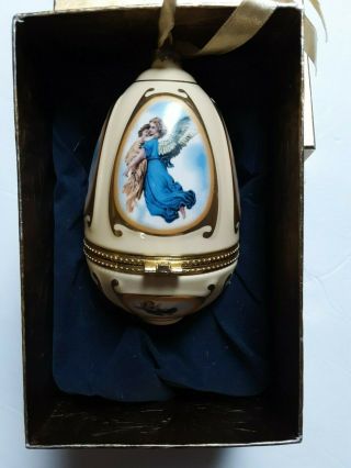 Mr Christmas Golden Egg Musical Christmas Ornament Hinged Trinket Box 2007