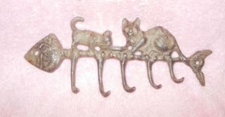 Cute Wrought Iron Mama Cat Kitten Keys Jewelry Wall Hook Rack