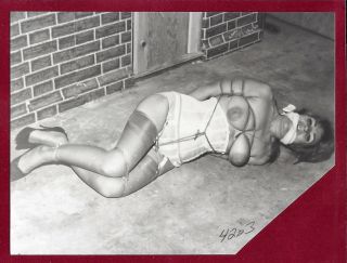 1960 Vintage Nude Photo Big Breasts Huge Areolas Tied Up Kinbaku Kidnapped Pinup