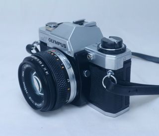 Olympus om10 Vintage SLR 35mm Film Camera OM System ZUIKO 50mm f/1.  8 Lens JAPAN 3