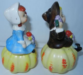 Vintage Japan Anthropomorphic Salt & Pepper Shakers Boy and Girl Pilgrim 3