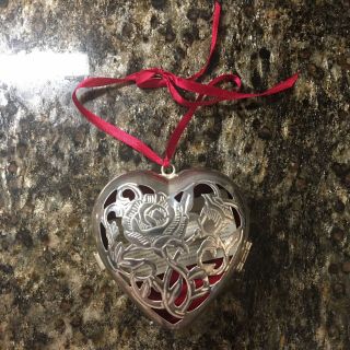 Lenox Silver Plated " Giving Heart " Jewelry Box,  Keepsake,  Ornament
