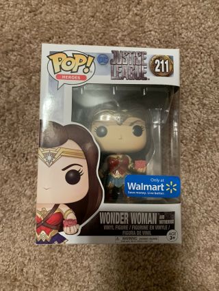 Funko Pop Wonder Woman (and Motherbox) Walmart Exclusive 211