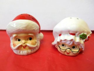 Vintage Christmas Mr & Mrs Santa Claus Heads Salt And Pepper Shakers