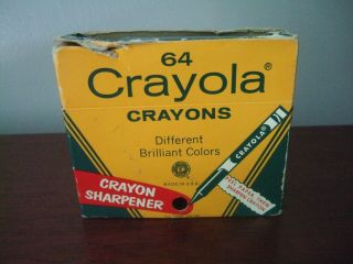 Vtg Binney & Smith Crayola Crayons No 64 $1.  00 Box Indian Red Built In Sharpener