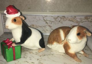 Country Artists Christmas Guinea Pig Figurine 02757
