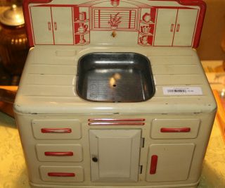 Vintage Wolverine Kitchen Tin Metal Toy Sink