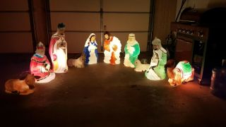 Vintage Blow Mold Large Nativity Set 10 Piece Light Up Plastic Indoor Outdoor