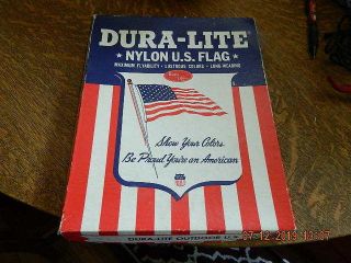 Vintage 1970s Dura - Lite Nylon U.  S.  American Flag - Made In Usa.  3 X 5 Ft Nos