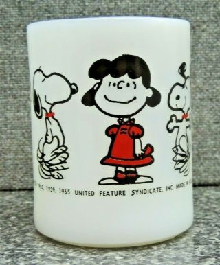 Federal Glass Snoopy Mug / Cup Peanuts Characters Milk Glass 1970 