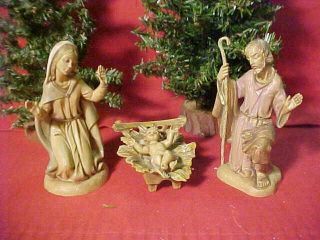 1983 Fontanini 3 Piece Nativity Jeaus,  Mary,  Joseph No Damage Depose Italy