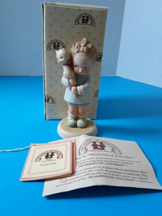 Enesco Memories Of Yesterday " Hang On To Your Luck " 114510