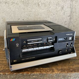 Toshiba V - 5530t Betamax Beta Video Cassette Recorder Player Vintage Early Japan