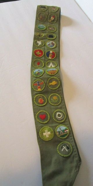 Vintage Boy Scout Sash With 25 Merit Badges