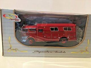 Signature Models 1960 West Hempstead Fire Rescue Truck 32425 Nib