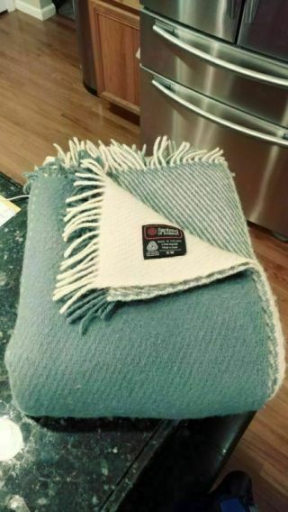 Vtg Samband Of Iceland Reversible Wool Blanket Throw Shades Blue & White 69 " X55 "