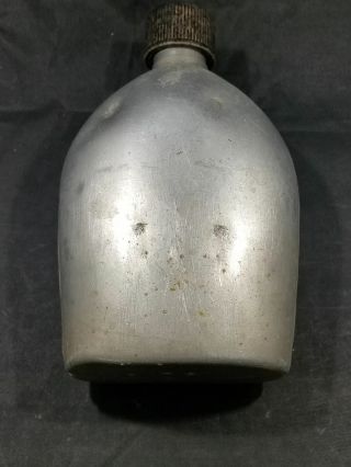 Wwii Us Army Canteen Marked U S A.  G.  M.  Co.  1945 6