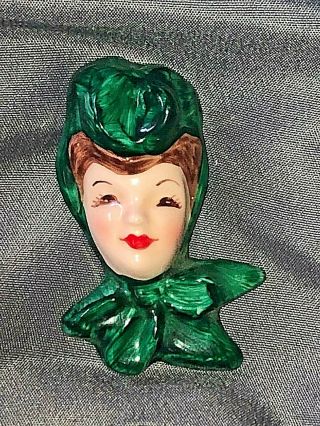 Florence Ceramics Lady Head Figure In Green Hat Pin / Brooch