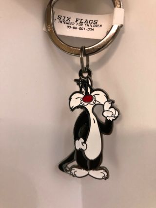 Six Flags Magic Mountain Looney Tunes Sylvester The Cat Metal Key Chain