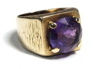 Vintage.  375 9ct Yellow Gold Round Cut Amethyst Signet Ring,  E,  5.  00g - T04
