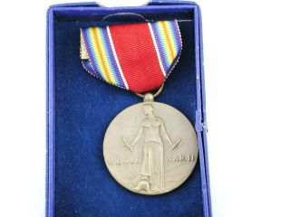 Campaign And Service Victory World War Ii Bronze Medal With Box