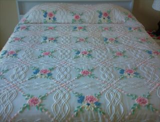 Vintage Chenille Bedspread 93 " X 101 " Pretty