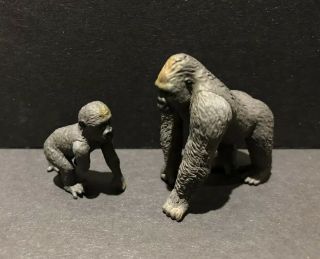 Bandai Kaiyodo Wwf Japan Exclusive Mountain Gorilla & Baby Figure Set
