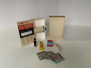 Vintage/New Old Stock Rexall W - 508 Dial - O - Matic First Aid Kit 2