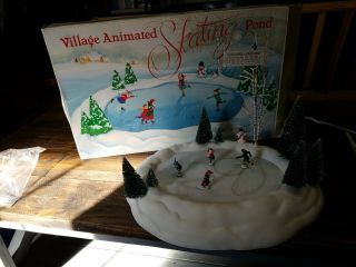 Dept 56 Village Animated Skating Pond Christmas 5229 - 9 Scene Motor Not Running