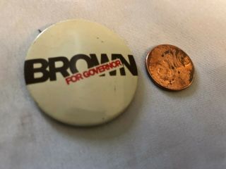 Jerry Brown For California Governor Election Campaign Pinback Button 1974