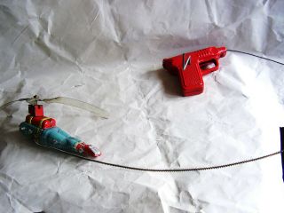 Vintage Tin Toy Space Man,  Made In Japan ??,  On A Cable,  Unique?? No Res