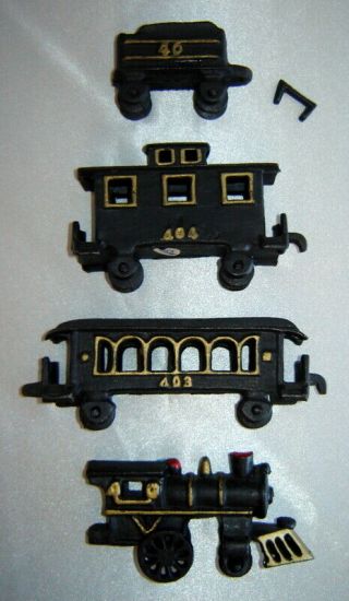 Msr Imports 4 - Piece Heavy Cast Iron Black/gold Train Set (40,  403,  404)