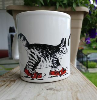 Vintage B.  Kliban Mug Cat Wearing Runners Kiln Craft Straffordshire Pottery