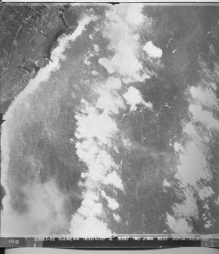 Us Navy Wwii June15 1944 Iwo Jima Aerial Recon 9x9 Photo 126 Small Harbor Boats
