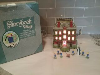 Madeline Storybook Village Old House In Paris That Was Covered In Vines Dept 56
