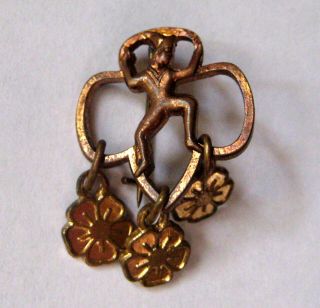 Vintage 1940s Girl Scout Brownie Membership Pin,  3 Year Flower Charms Pendants
