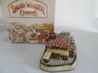David Winter Cameo Market Day Miniature Cottage 1991 Doll House Fairy